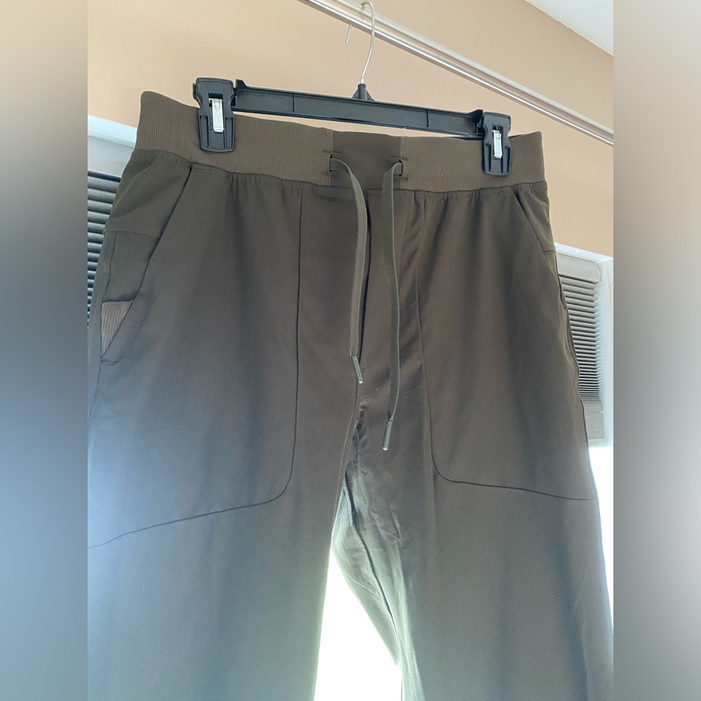 Lululemon ABC Jogger Regular Medium Olive Green